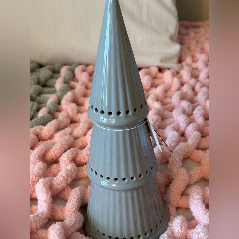 NWT GRAY CERAMIC LIGHT UP TREE